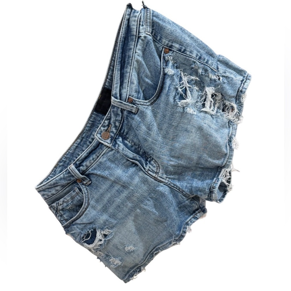 Buckle Black Women's Denim Distressed Shorts Size 29. Affliction Shirt Available
